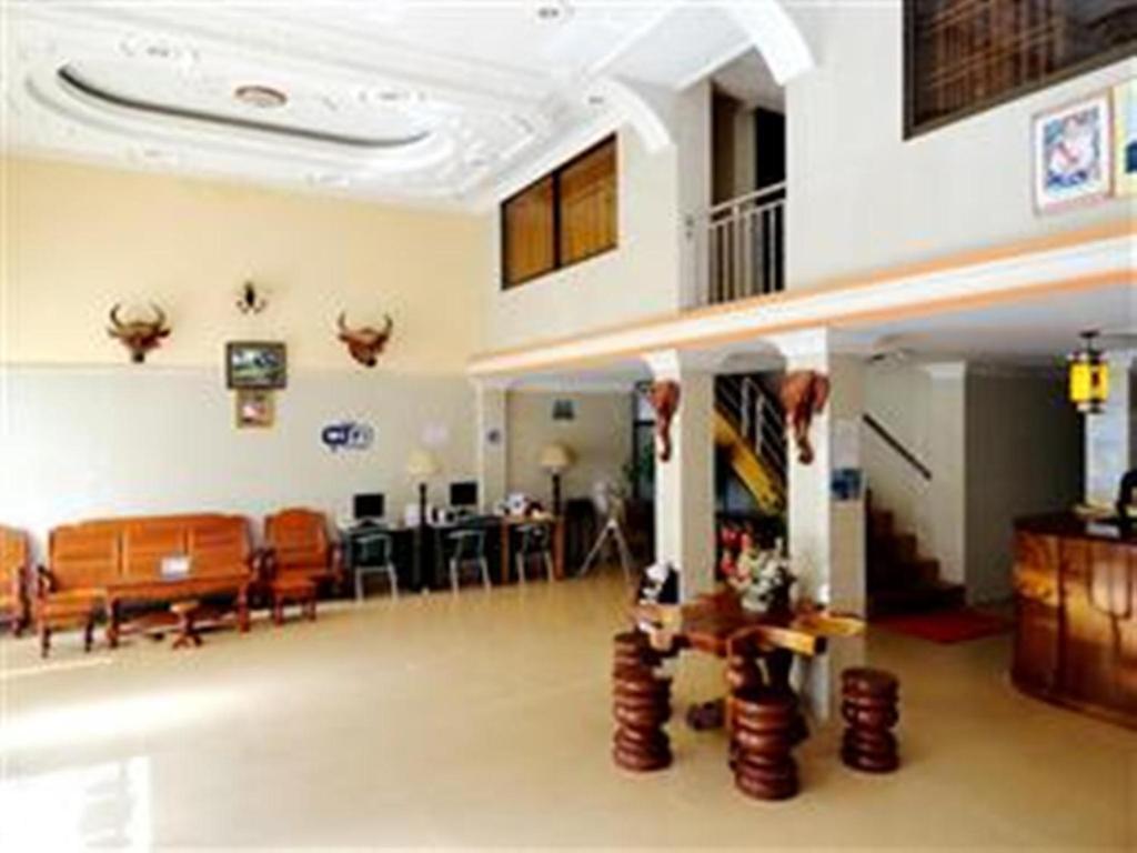 Lucky 2 Guesthouse Phnom Penh Exterior foto